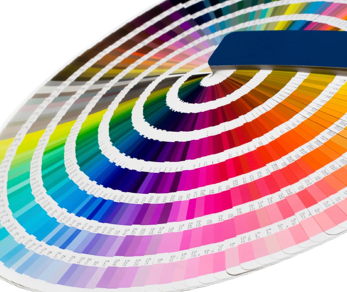 색깔을 만들어 권력이 된 페인트회사 ‘팬톤’
